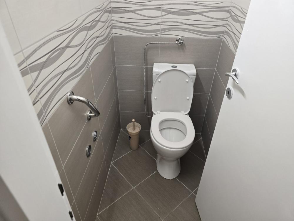 Slika 9 - Bulevar Arsenija Čarnojevića, Trosoban stan za izdavanje, 75m2, 700€