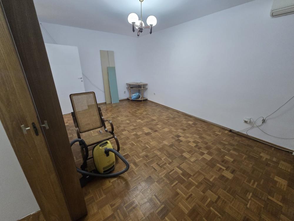 Slika 5 - Bulevar Arsenija Čarnojevića, Trosoban stan za izdavanje, 75m2, 700€