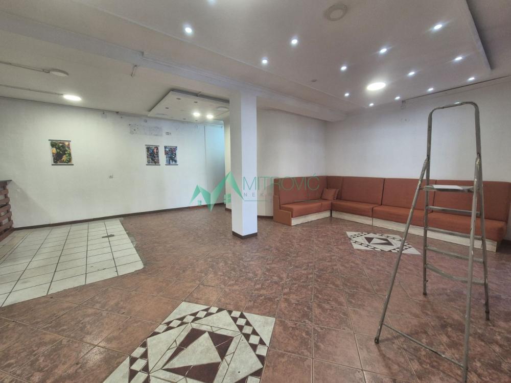 Slika 2 -  Lokal za izdavanje, 167m2, 1.200€