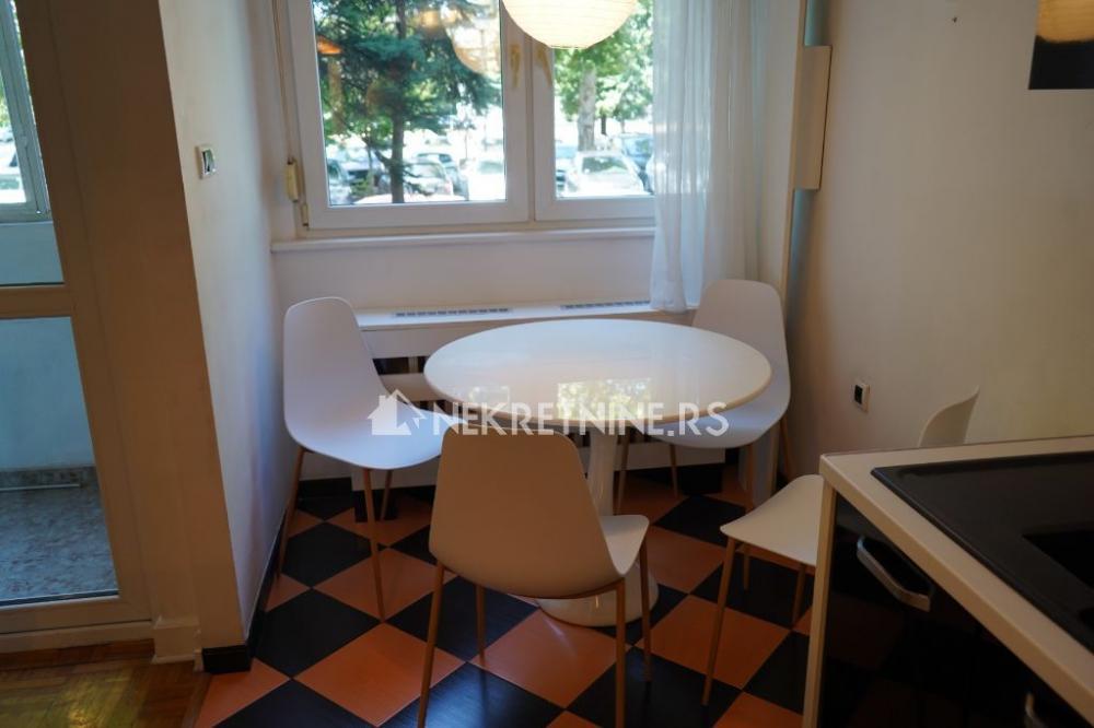 Slika 7 - Džona Kenedija, Trosoban stan za izdavanje, 70m2, 750€