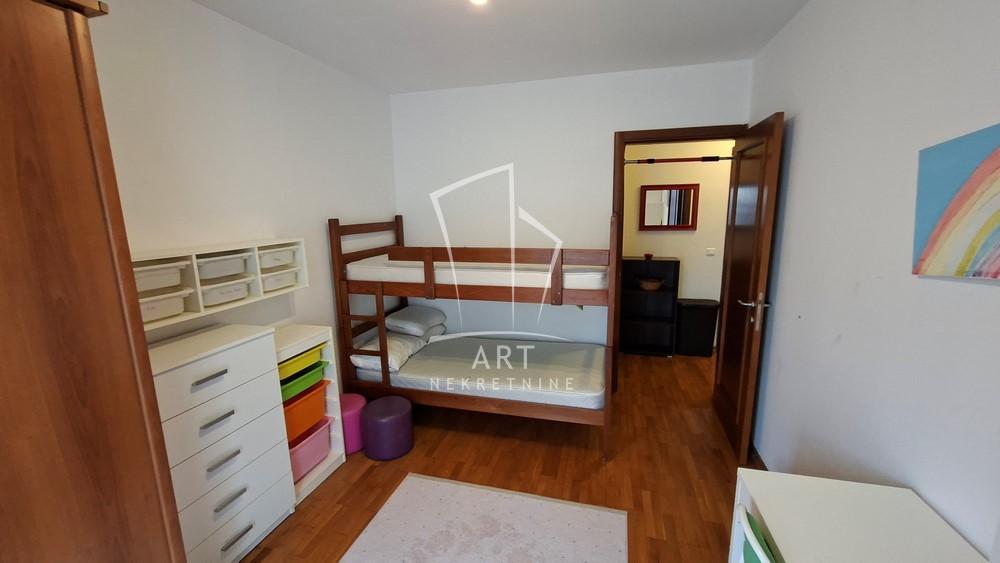 Slika 11 - Kralja Petra, Trosoban stan za izdavanje, 93m2, 1.200€