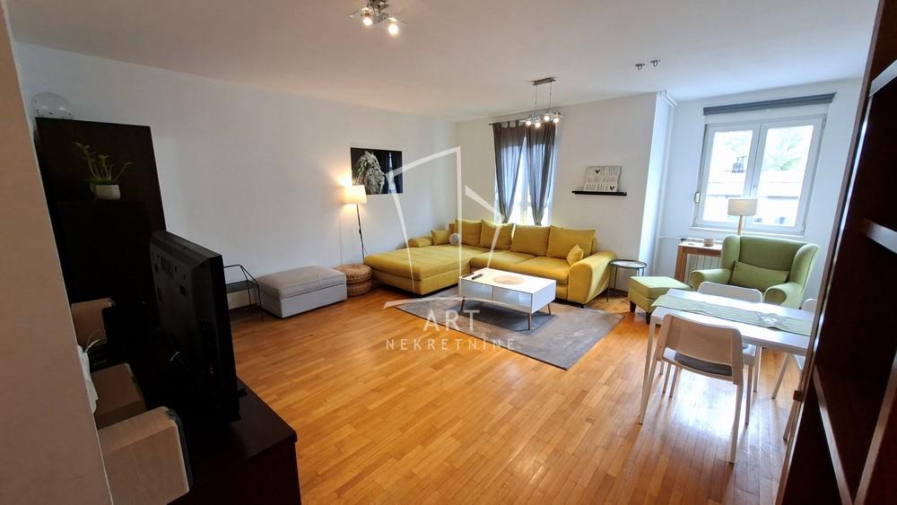 Slika 3 - Kralja Petra, Trosoban stan za izdavanje, 93m2, 1.200€