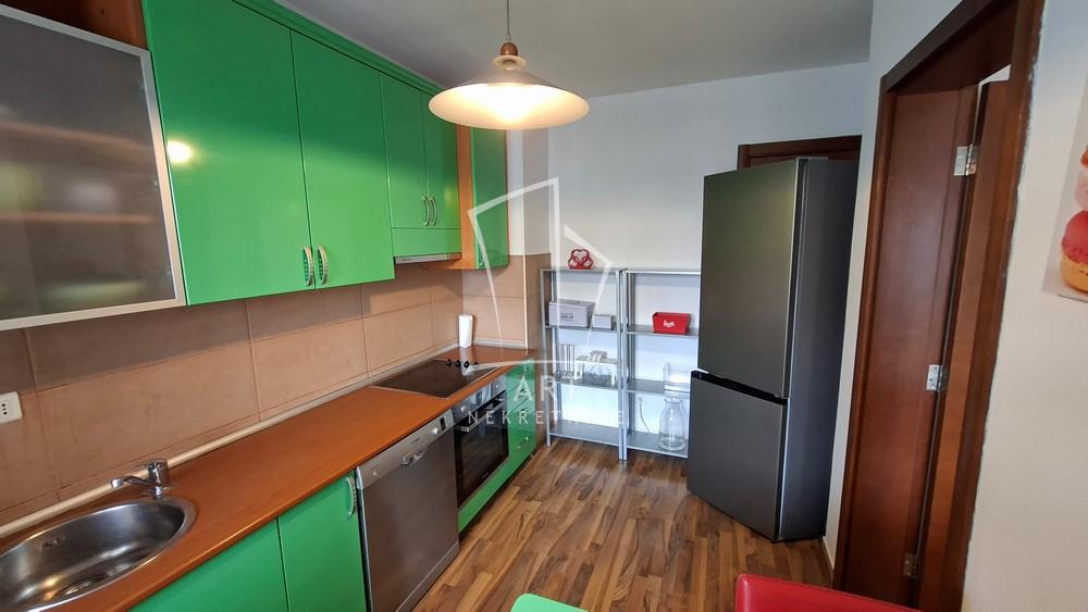 Slika 6 - Kralja Petra, Trosoban stan za izdavanje, 93m2, 1.200€