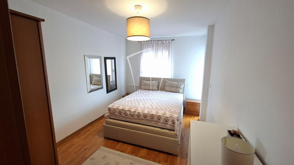 Slika 8 - Kralja Petra, Trosoban stan za izdavanje, 93m2, 1.200€