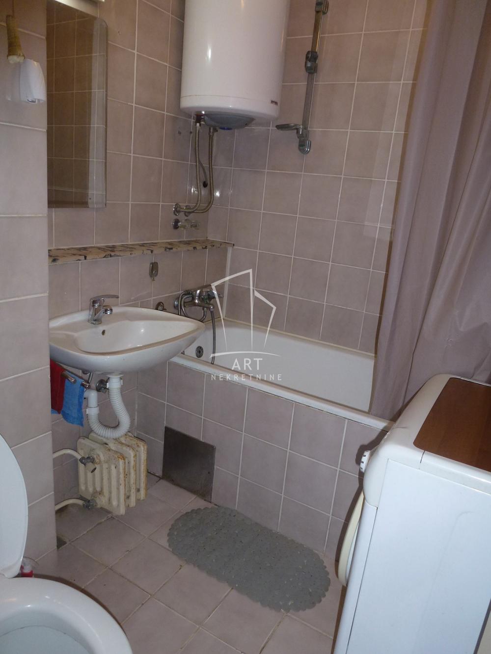 Slika 4 - Peđe Milosavljevića, Dvosoban stan na prodaju, 65m2, 184.000€