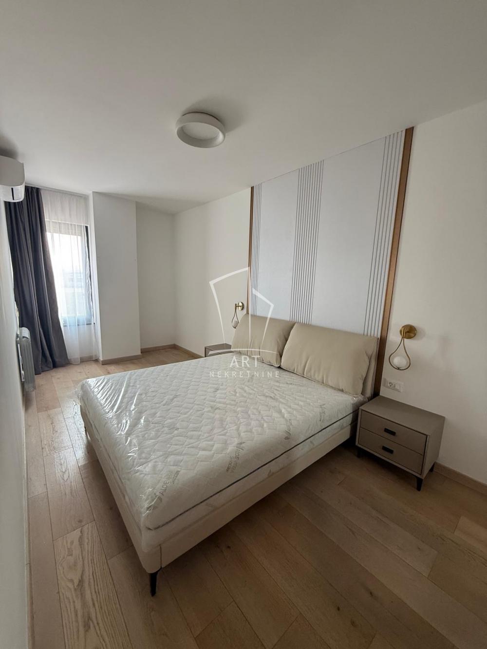 Slika 2 - Bulevar Milutina Milankovića, Dvosoban stan za izdavanje, 60m2, 1.300€