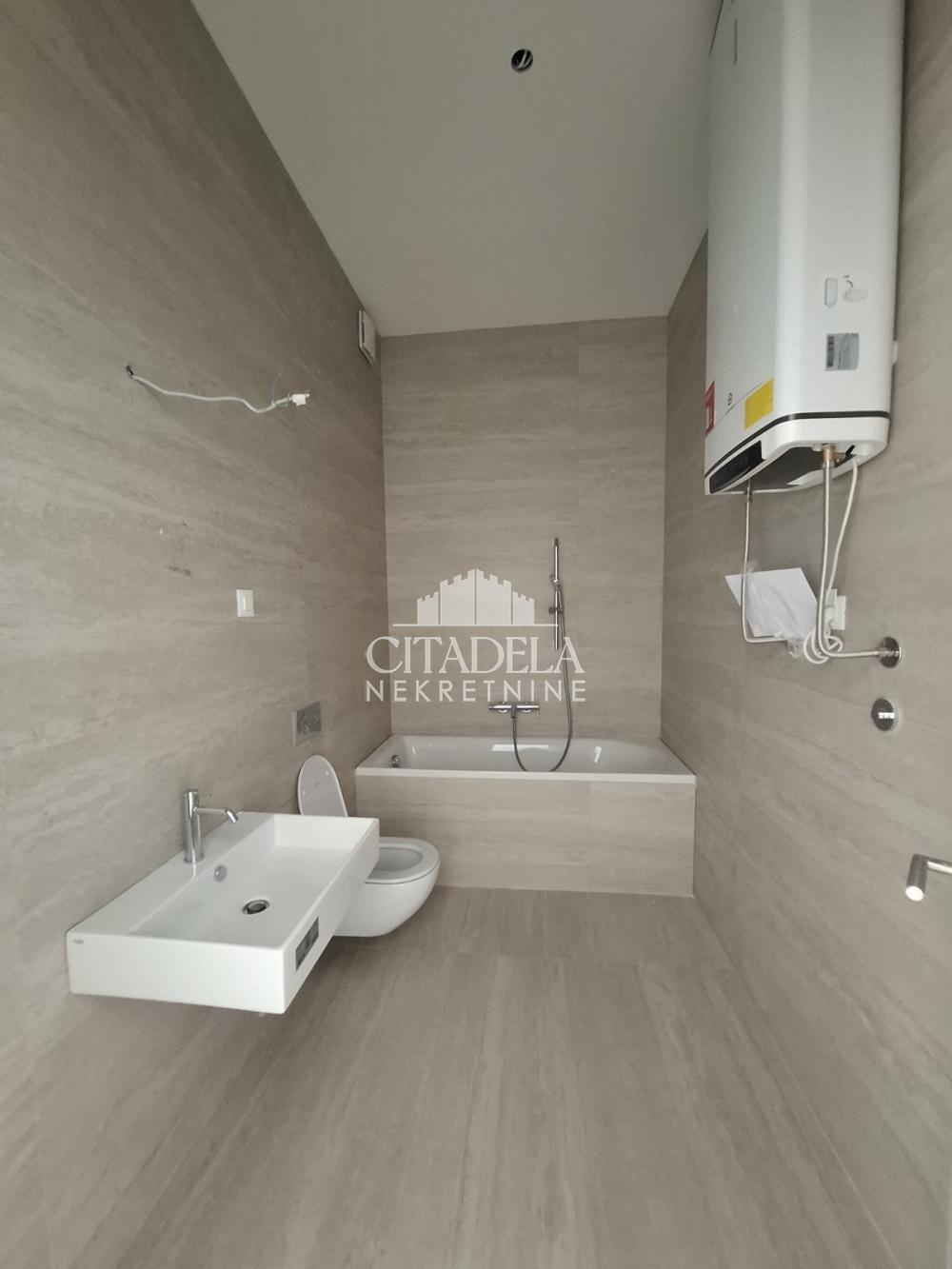 Slika 8 - Požeška, Četvorosoban stan na prodaju, 143m2, 550.000€