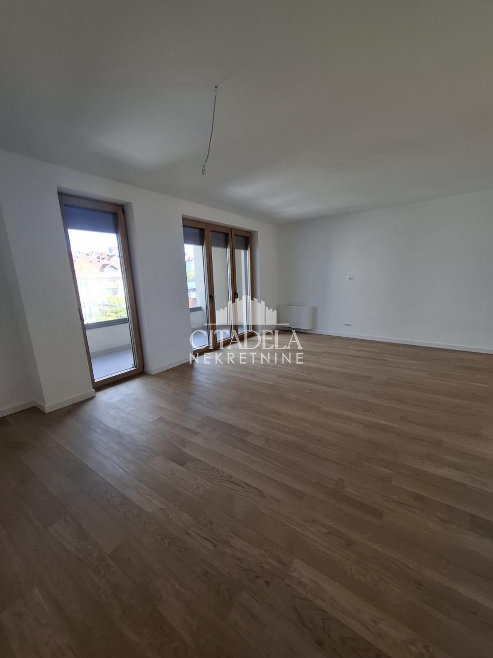Slika 1 - Požeška, Četvorosoban stan na prodaju, 147m2, 442.920€
