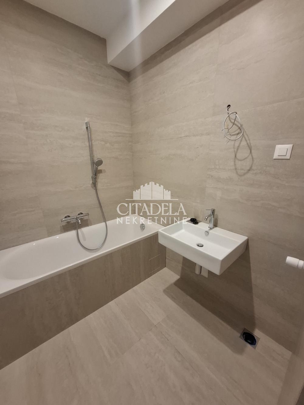 Slika 8 - Požeška, Četvorosoban stan na prodaju, 147m2, 442.920€