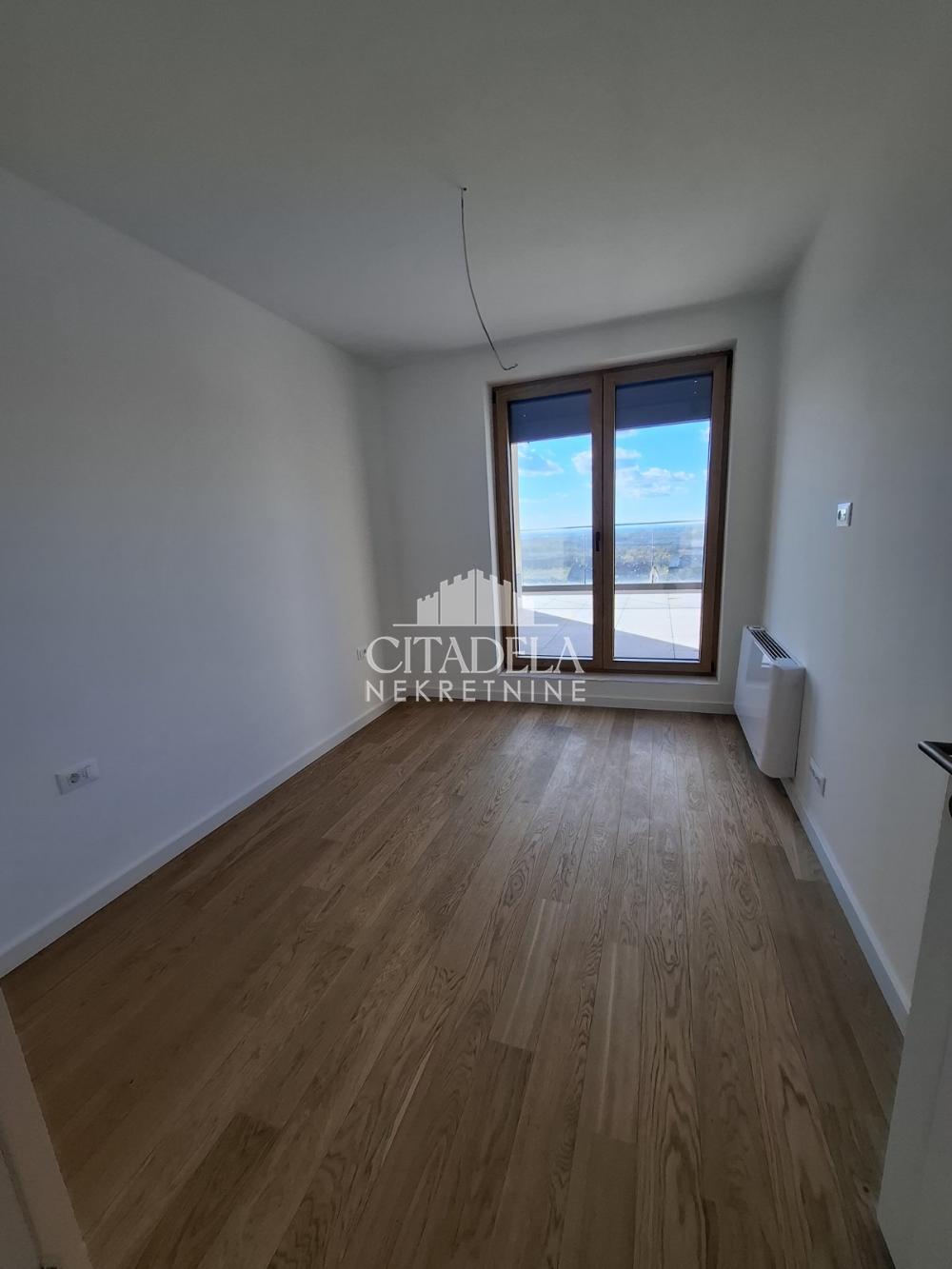 Slika 5 - Požeška, Četvorosoban stan na prodaju, 147m2, 442.920€