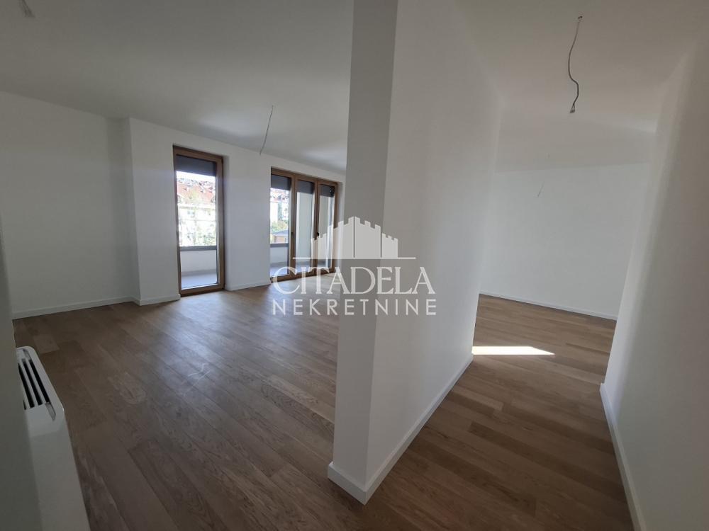 Glavna slika -Požeška, Četvorosoban stan na prodaju, 147m2, 442.920€