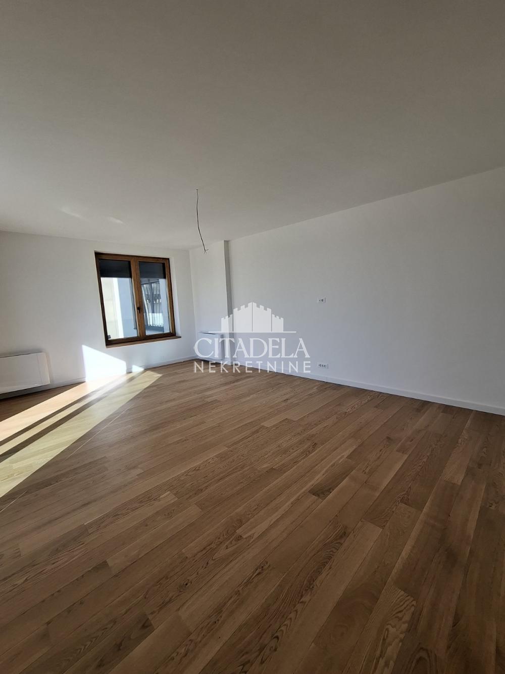 Slika 6 - Požeška, Četvorosoban stan na prodaju, 175m2, 523.800€