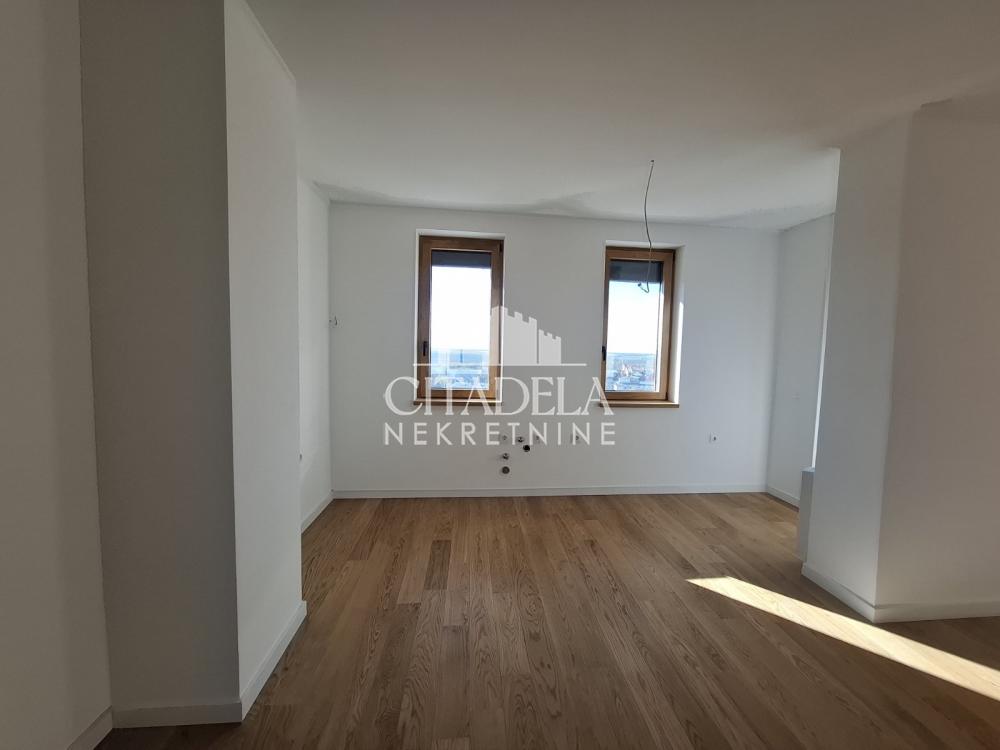 Slika 1 - Požeška, Četvorosoban stan na prodaju, 175m2, 523.800€