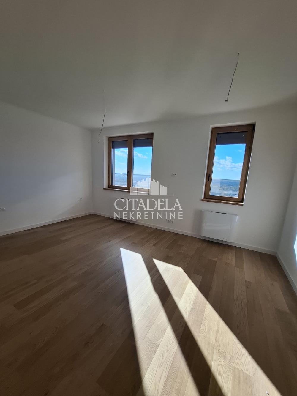 Slika 5 - Požeška, Četvorosoban stan na prodaju, 175m2, 523.800€