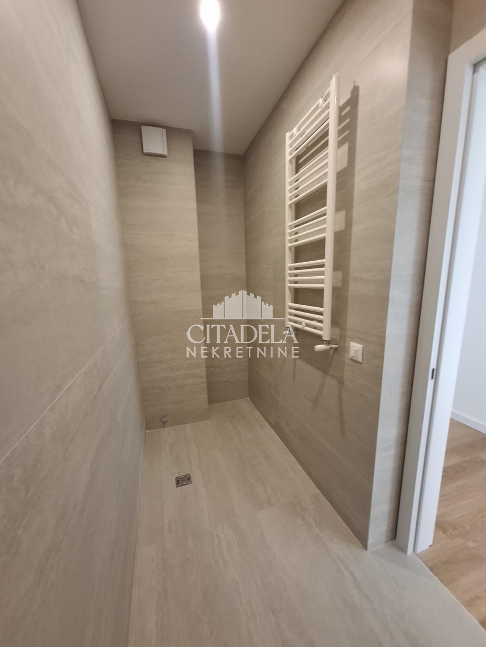 Slika 8 - Požeška, Četvorosoban stan na prodaju, 175m2, 523.800€