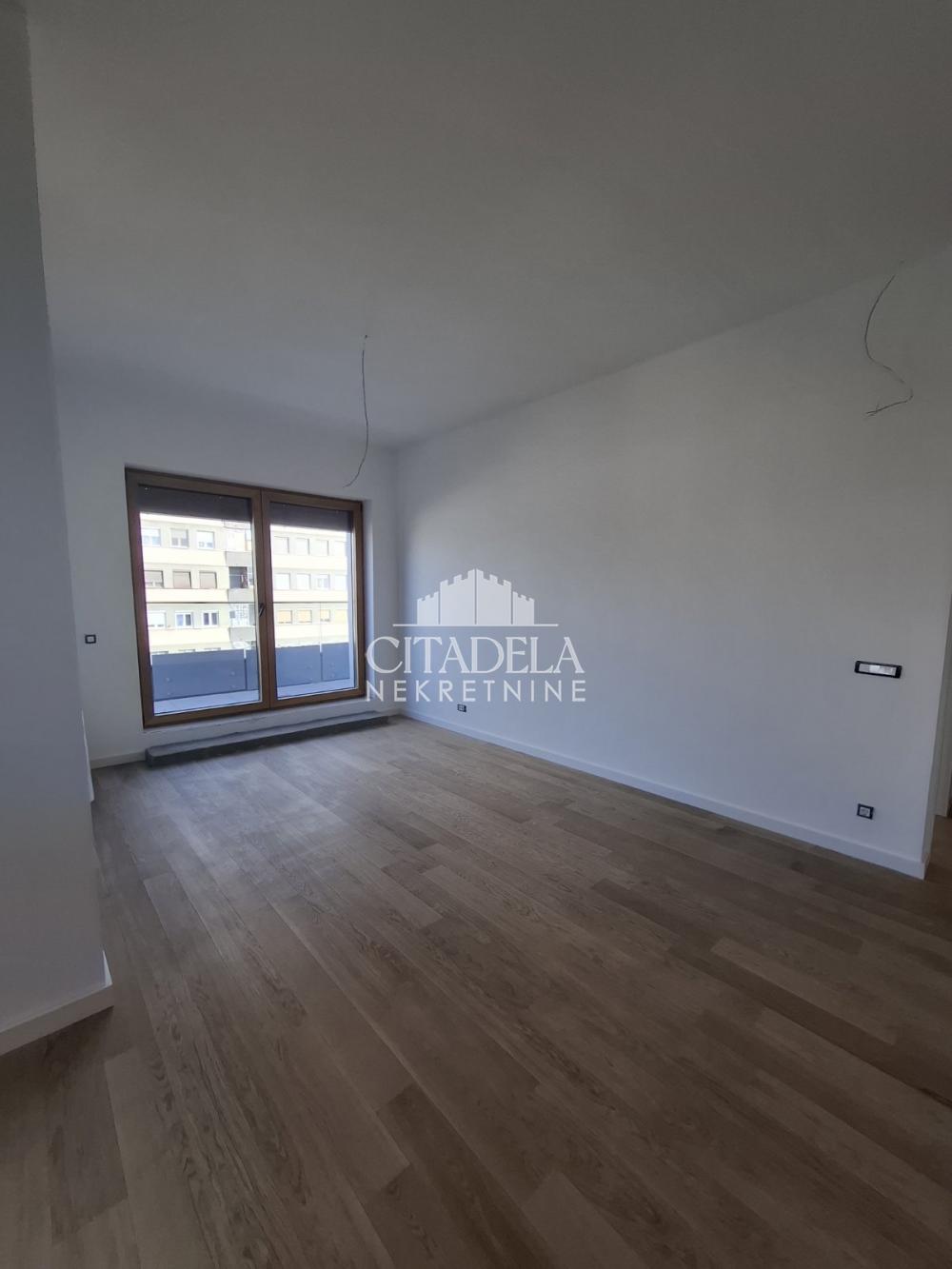 Slika 1 - Požeška, Četvorosoban stan na prodaju, 125m2, 478.502€