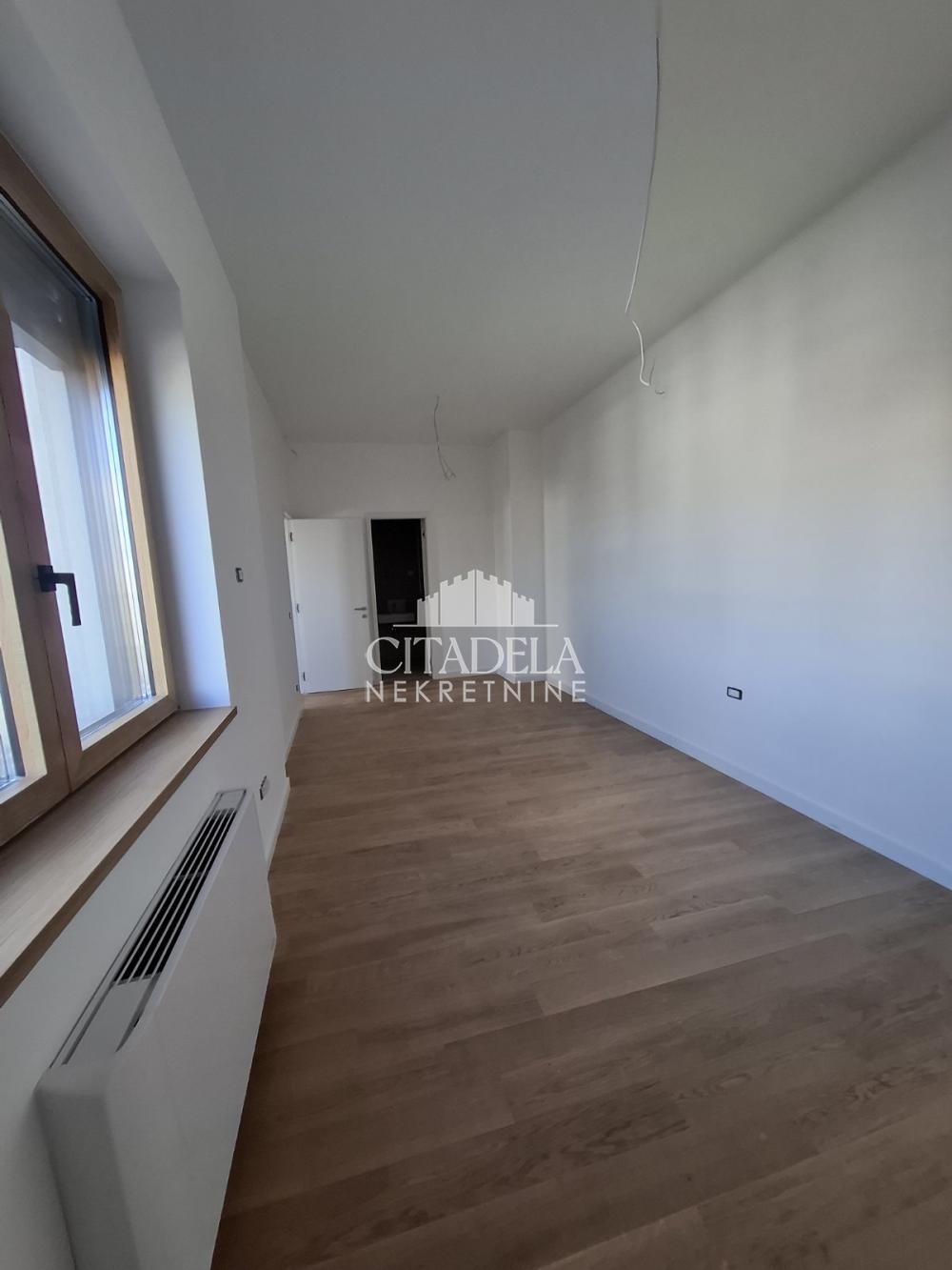 Slika 2 - Požeška, Četvorosoban stan na prodaju, 125m2, 478.502€