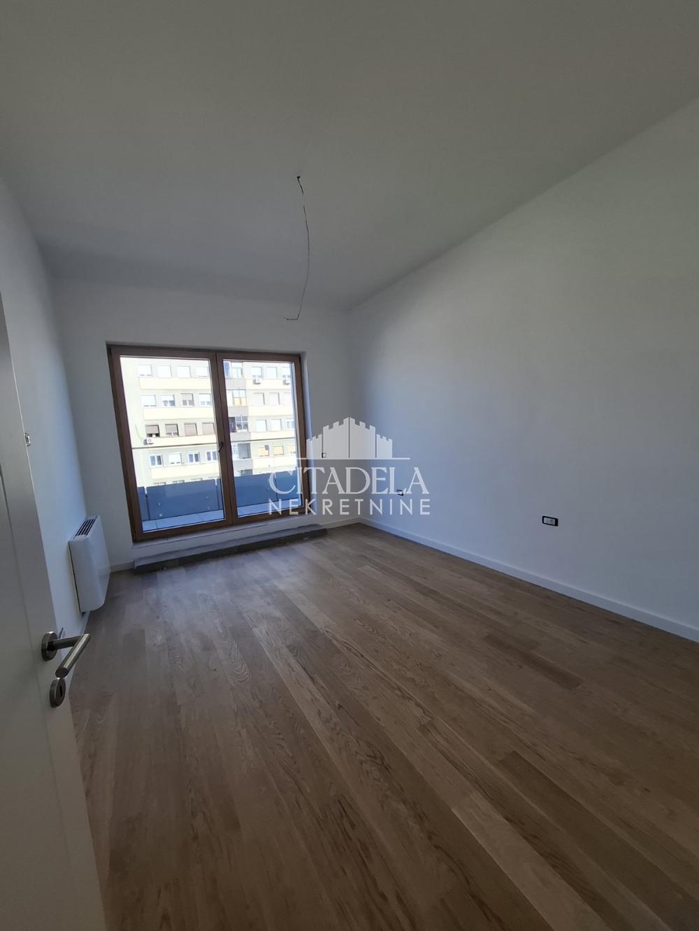Slika 3 - Požeška, Četvorosoban stan na prodaju, 125m2, 478.502€