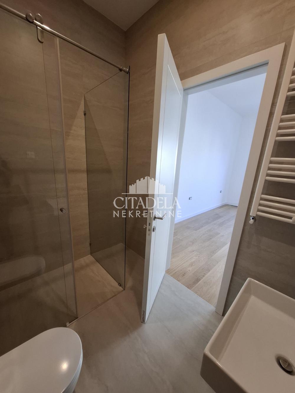 Slika 5 - Požeška, Četvorosoban stan na prodaju, 131m2, 504.652€