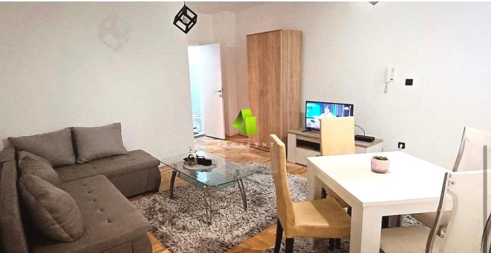 Slika 1 - Dvosoban stan za izdavanje, 45m2, 370€