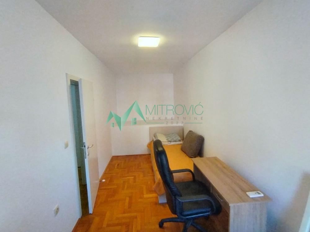 Slika 7 - Četvorosoban stan za izdavanje, 94m2, 1.000€