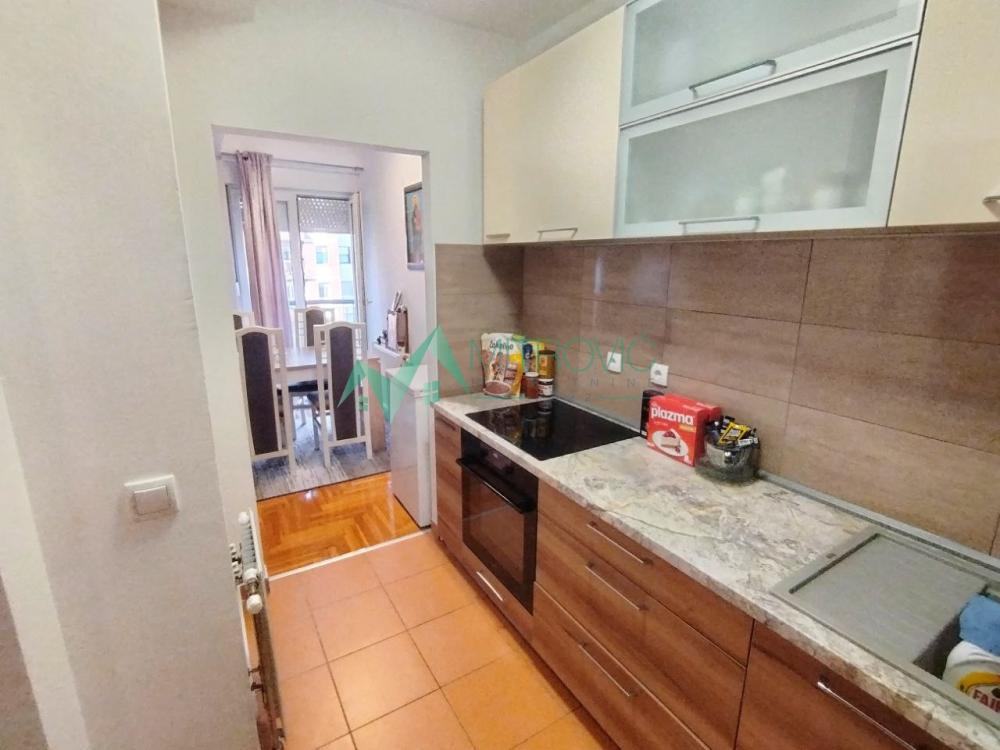 Slika 3 - Četvorosoban stan za izdavanje, 94m2, 1.000€