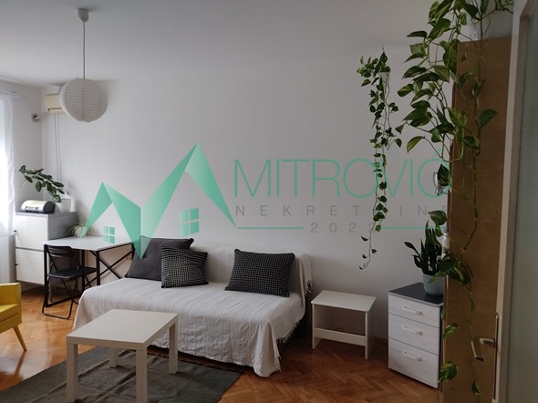 Slika 1 - Dvosoban stan za izdavanje, 54m2, 320€