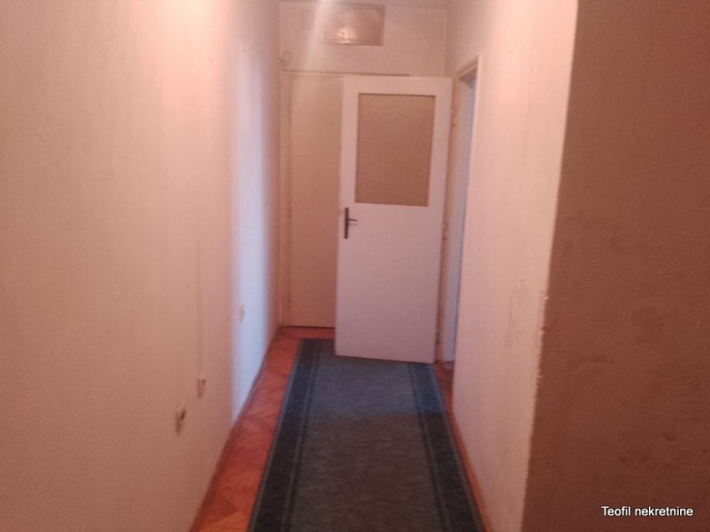 Slika 4 - Milana Uzelca, Dvosoban stan na prodaju, 58m2, 125.000€