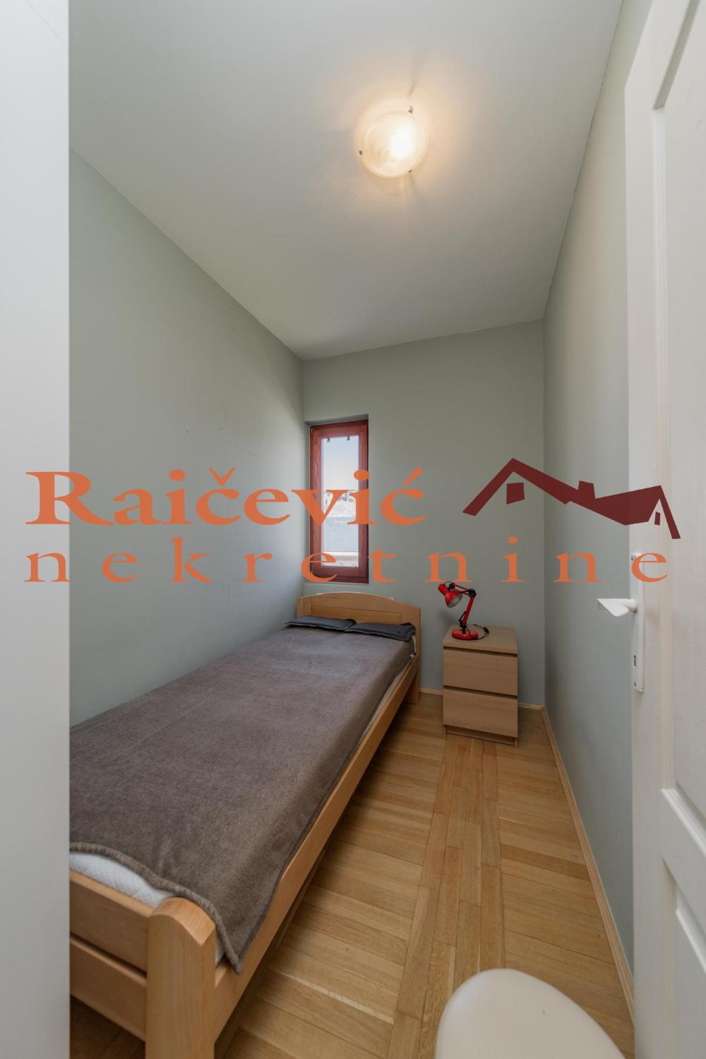 Slika 11 - Banjicki breg, Jednoiposoban stan na prodaju, 24m2, 78.000€