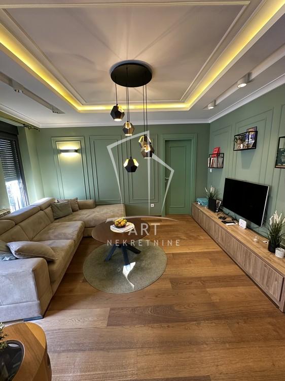 Slika 1 - Vojvode Savatija, Trosoban stan za izdavanje, 63m2, 1.100€