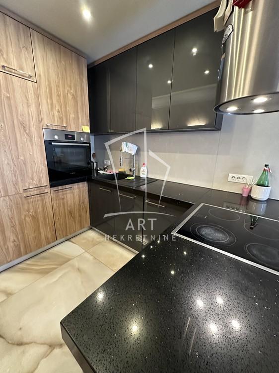 Slika 4 - Vojvode Savatija, Trosoban stan za izdavanje, 63m2, 1.100€