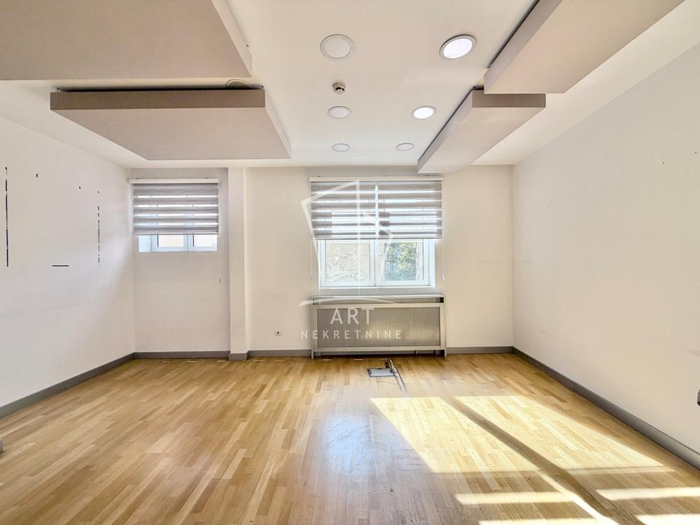 Slika 5 - Bulevar Kralja Aleksandra,  Lokal za izdavanje, 458m2, 6.412€