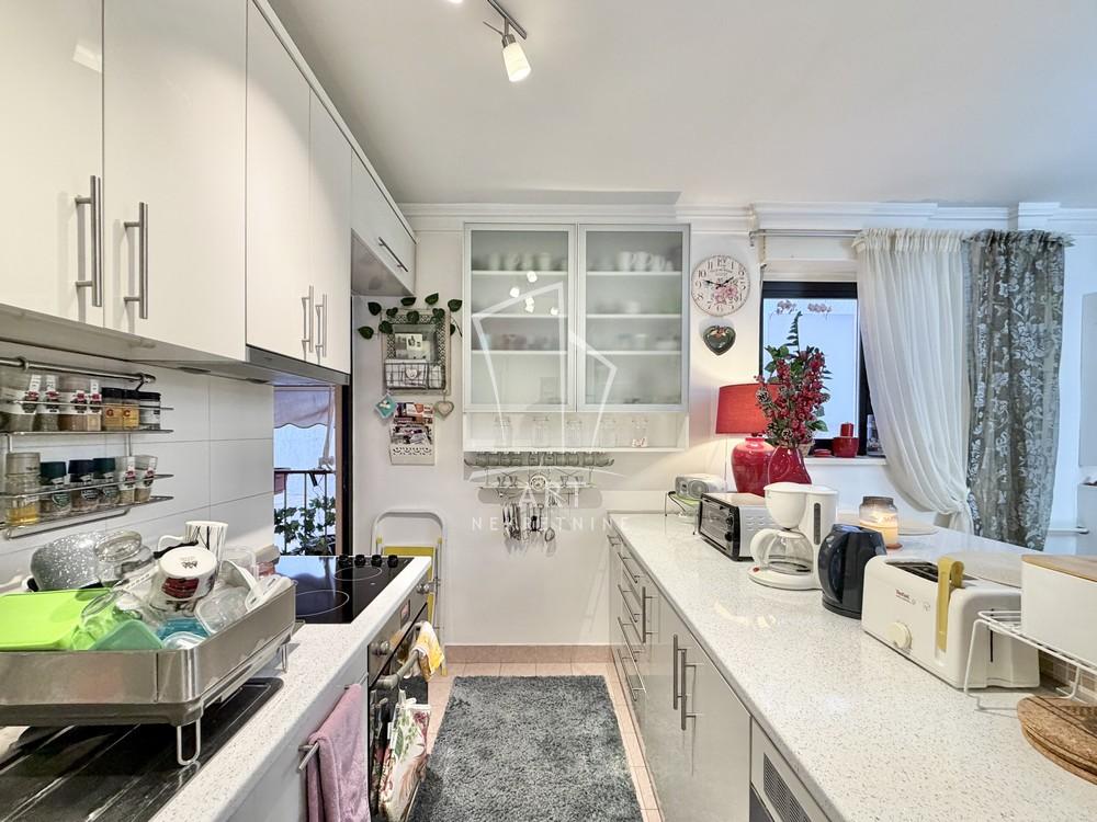 Slika 3 - Dositejeva, Petosoban stan za izdavanje, 105m2, 2.000€