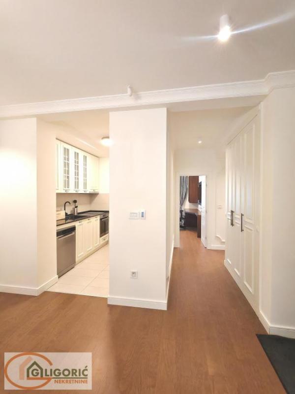 Slika 1 - Trosoban stan za izdavanje, 96m2, 1.200€