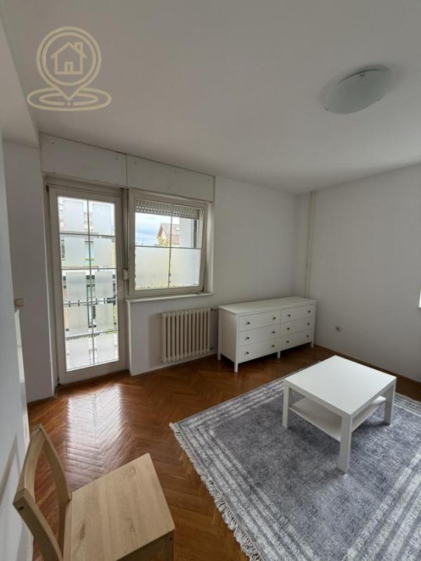 Glavna slika -Jednosoban stan za izdavanje, 40m2, 400€
