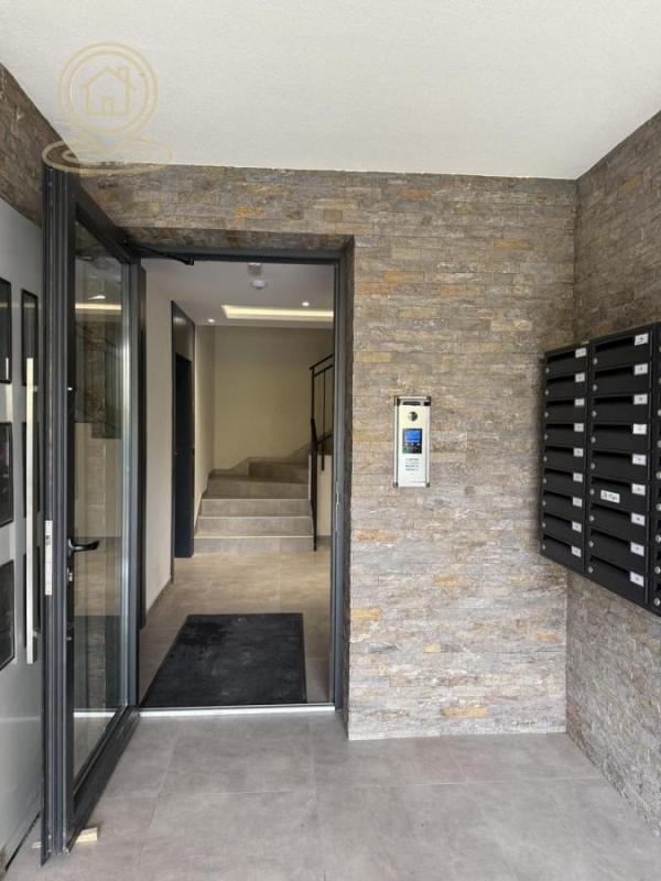 Glavna slika -Jednoiposoban stan za izdavanje, 37m2, 380€