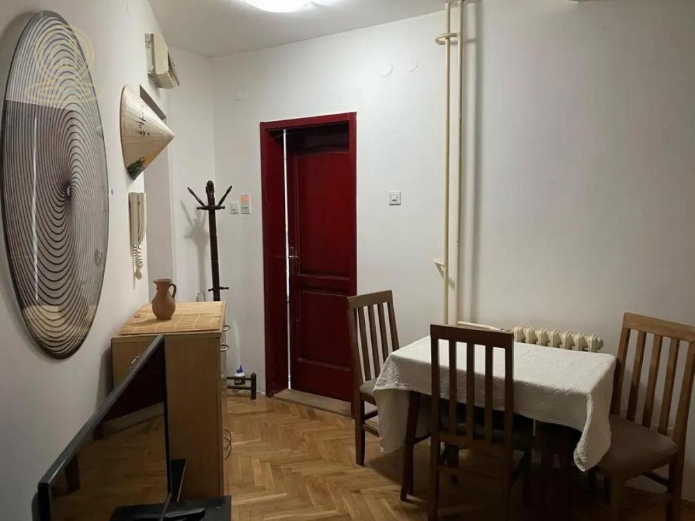 Glavna slika -Dvosoban stan za izdavanje, 47m2, 360€