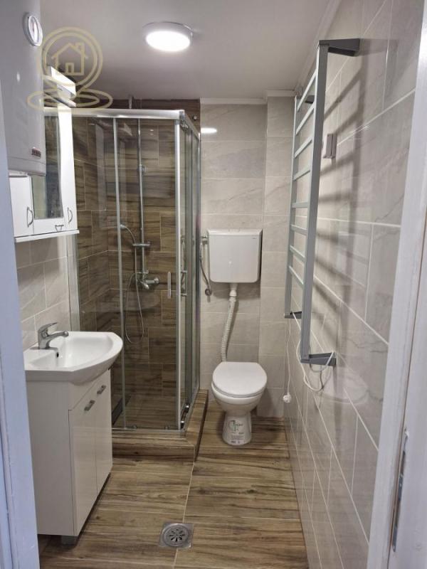 Slika 8 - Dvosoban stan za izdavanje, 50m2, 450€