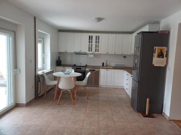 Slika 9 -  Kuća na prodaju, 325m2, 340.000€