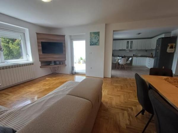 Slika 5 -  Kuća na prodaju, 325m2, 340.000€