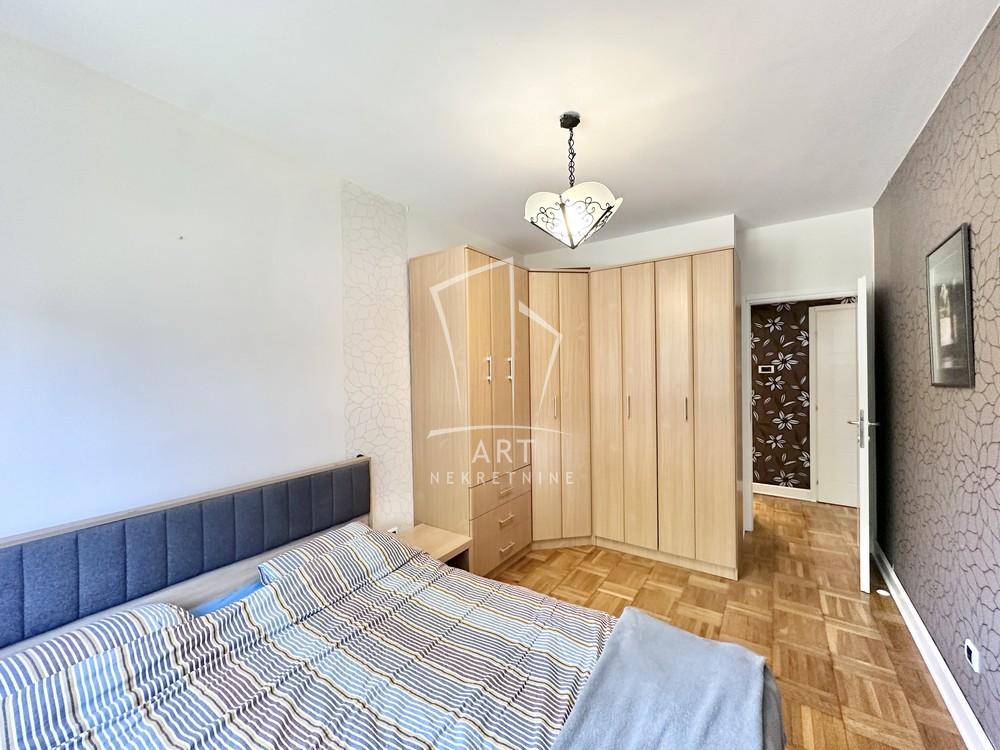 Slika 10 - Džona Kenedija, Trosoban stan za izdavanje, 68m2, 750€