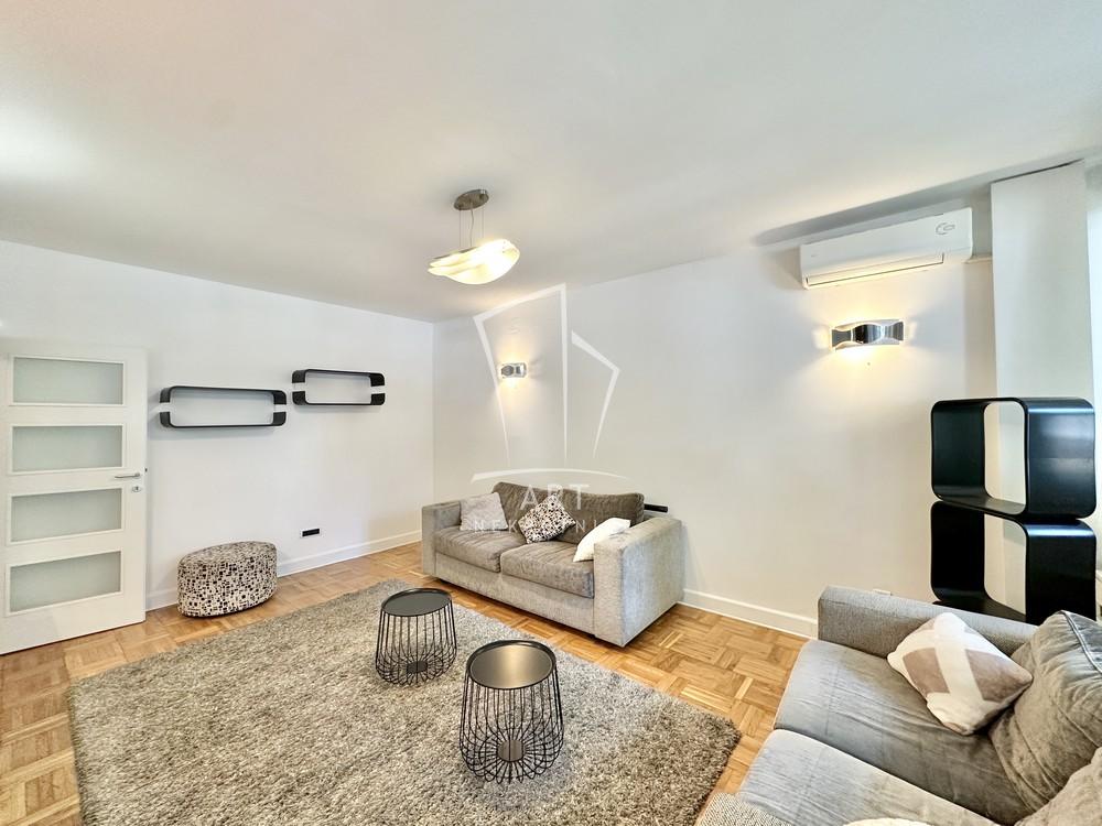 Slika 1 - Džona Kenedija, Trosoban stan za izdavanje, 68m2, 750€