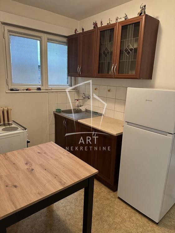 Slika 5 - Omladinskih brigada, Dvoiposoban stan za izdavanje, 61m2, 550€