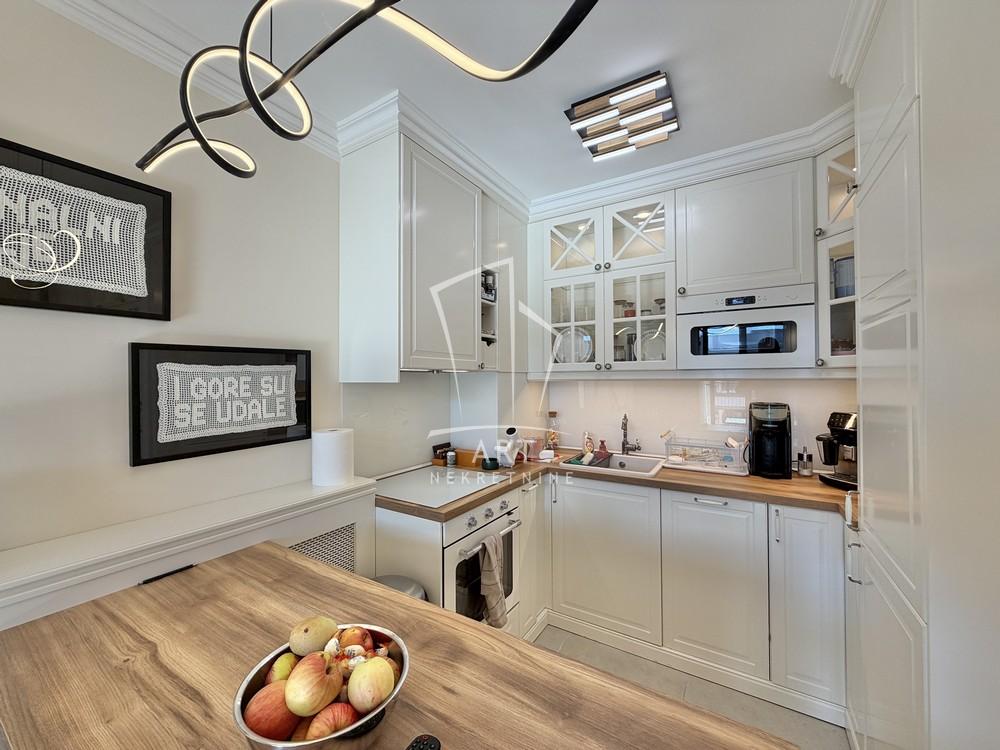 Slika 4 - Mirka Milojkovića, Četvorosoban stan na prodaju, 122m2, 399.000€