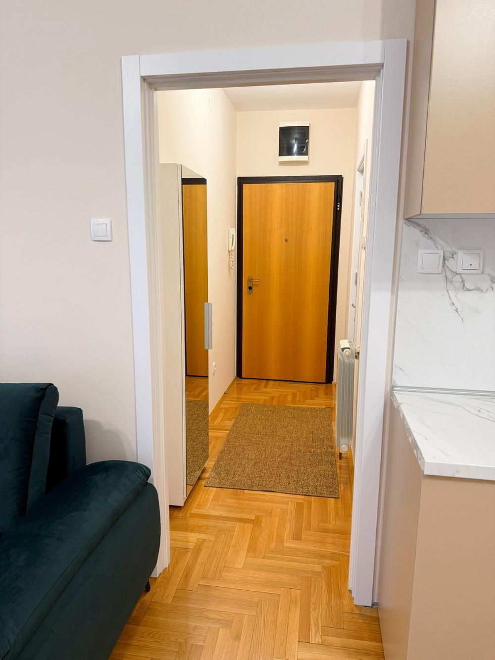 Slika 7 - Milana Tankosića, Jednosoban stan za izdavanje, 35m2, 600€