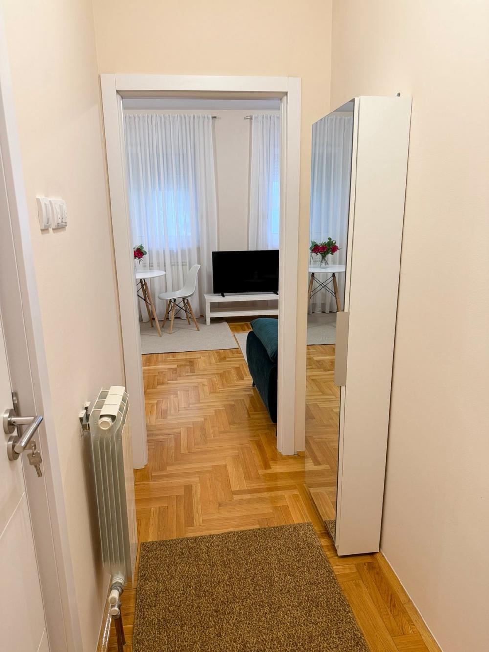 Slika 5 - Milana Tankosića, Jednosoban stan za izdavanje, 35m2, 600€