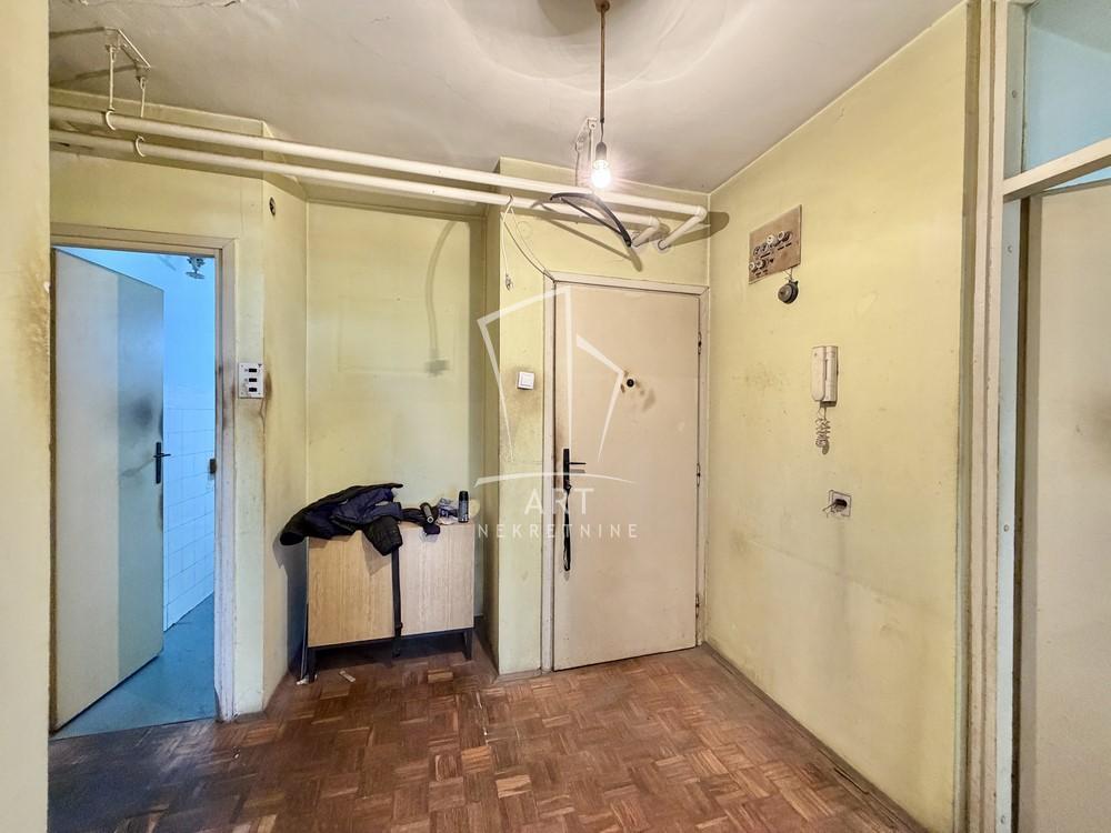 Slika 10 - Poručnika Spasića i Mašere, Dvoiposoban stan na prodaju, 73m2, 195.000€