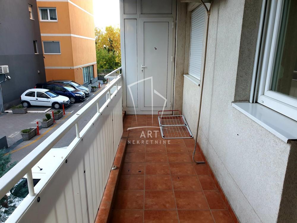 Slika 11 - Vojvode Micka Krstića, Jednoiposoban stan za izdavanje, 50m2, 600€