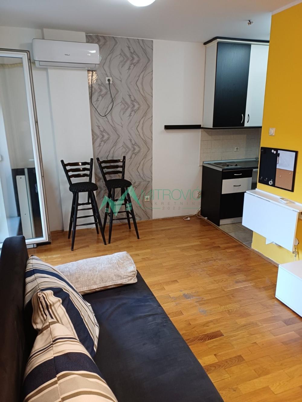 Glavna slika - Stan za izdavanje, 22m2, 300€