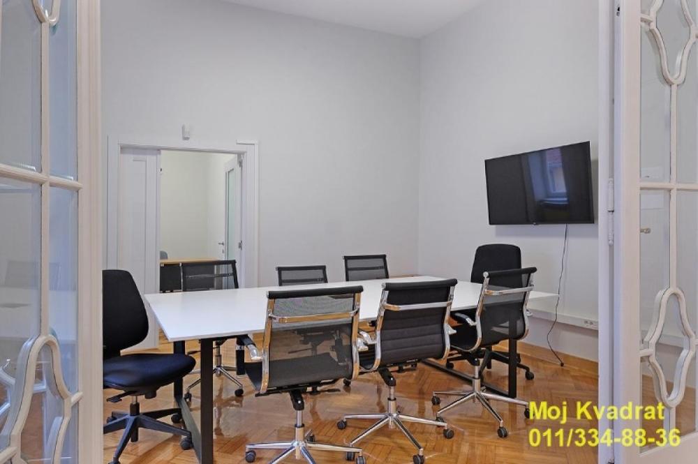 Slika 2 - Petosoban stan za izdavanje, 239m2, 2.300€